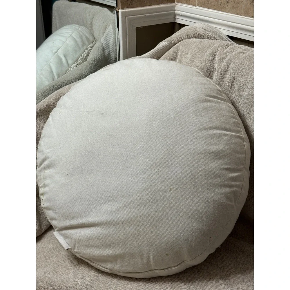Cupcakes and Cashmere Round‎ Throw Pillow Rainbow Ghost Flowers